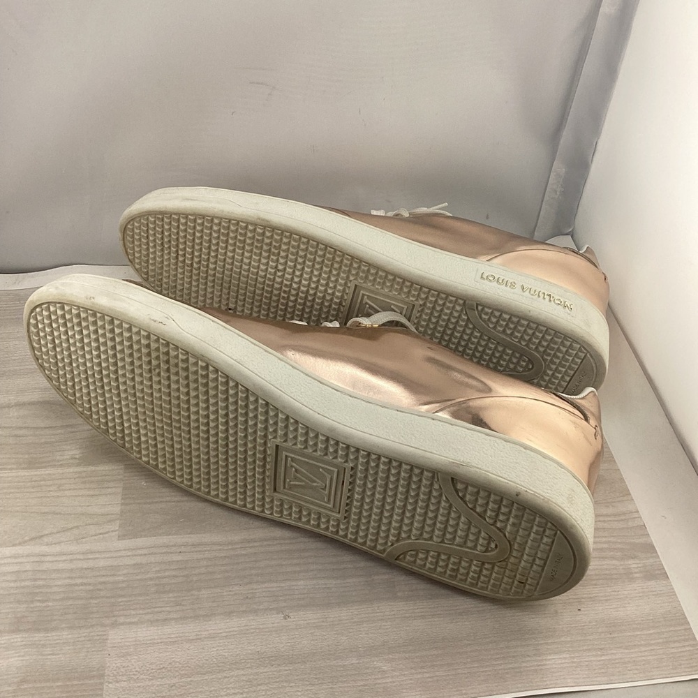 Louis Vuitton Metallic Rose Sneakers - Picture 5 of 5